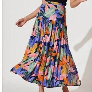 Abel the label Leonard Floral Leaf Maxi Skirt Slits Size Small